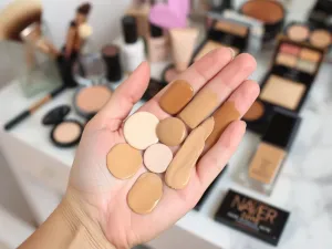 Jaka pomadka dla blondynek? Wybierz idealny kolor szminki!